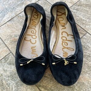 Black velvet ballet flats